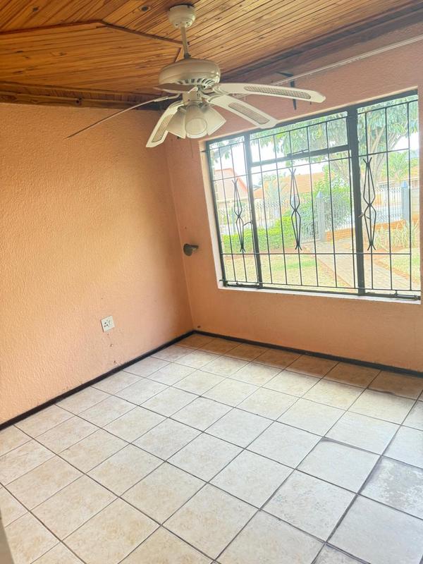 To Let 3 Bedroom Property for Rent in Rustenburg North West